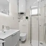 Apartment Poli Nona *